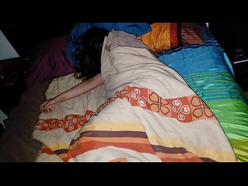 ❤️ Stesønn skjelter ut sin unge stemor mens hun sover. ❤❌ Vakker porno hos oss no.ixiporn.ru ❌